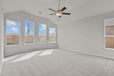 4538 Yoakum Valley Schertz TX 78108