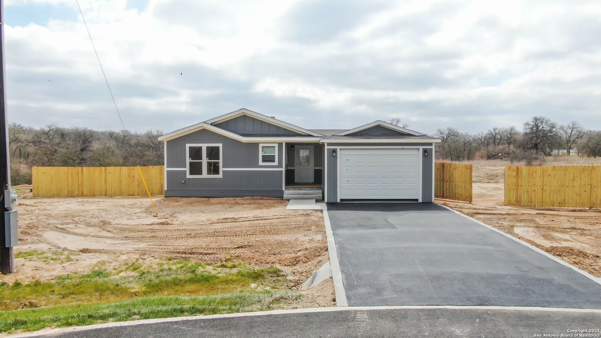 118 Cordell Oaks Boulevard Seguin TX 78155