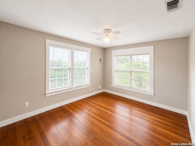 1106 Palm Jourdanton TX 78026
