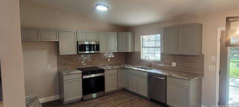 141 Trudy Lane Universal City TX 78148