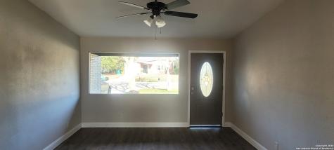 141 Trudy Lane Universal City TX 78148
