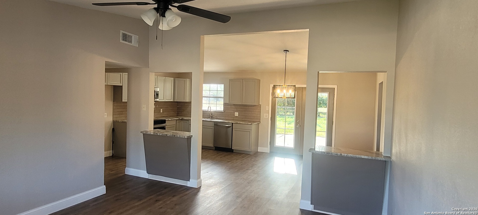 141 Trudy Lane Universal City TX 78148