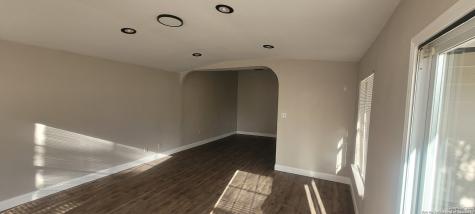 141 Trudy Lane Universal City TX 78148