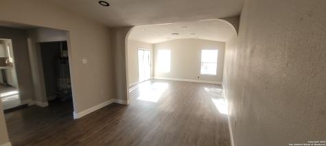 141 Trudy Lane Universal City TX 78148
