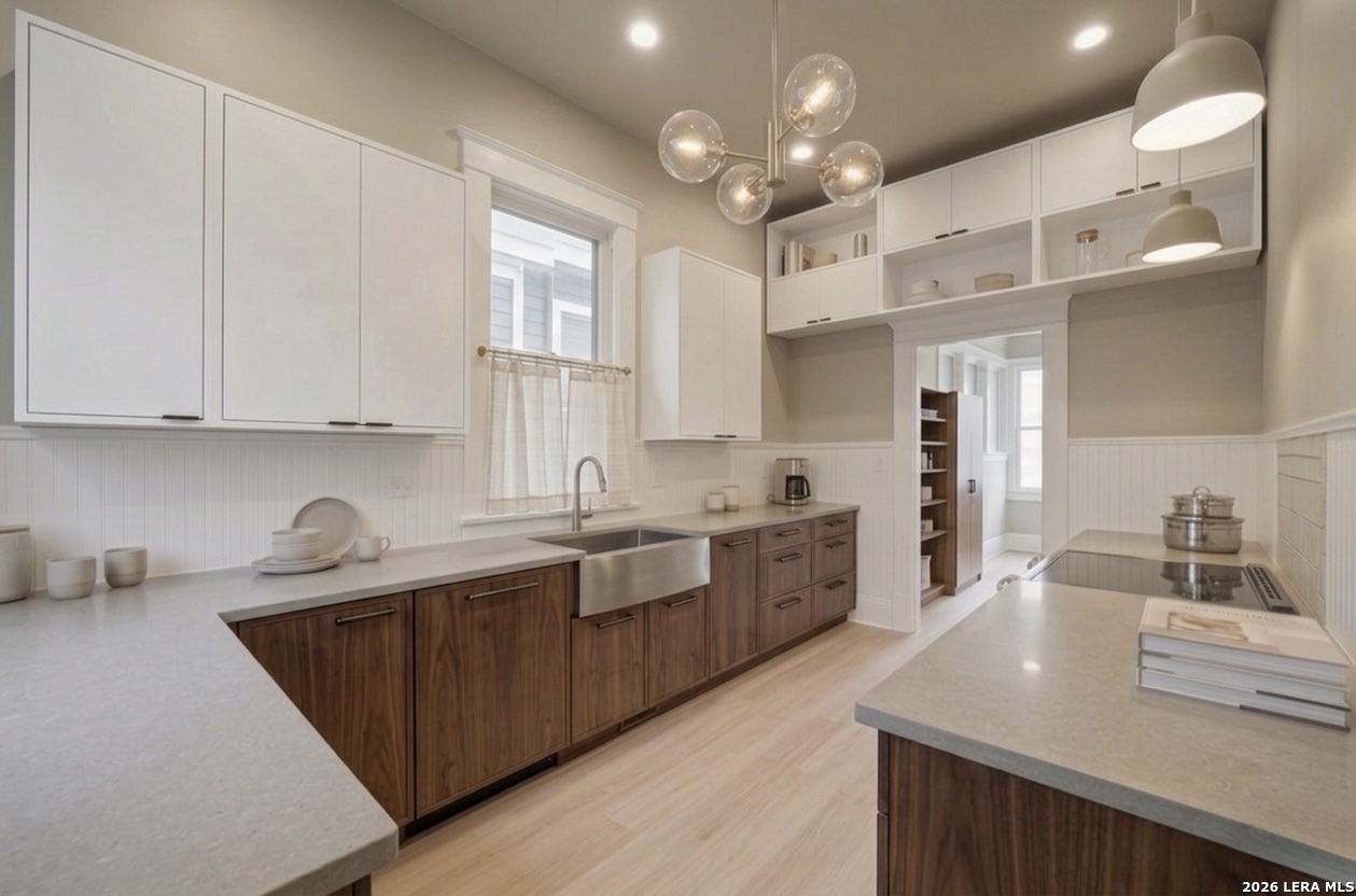 615 E Euclid San Antonio TX 78212