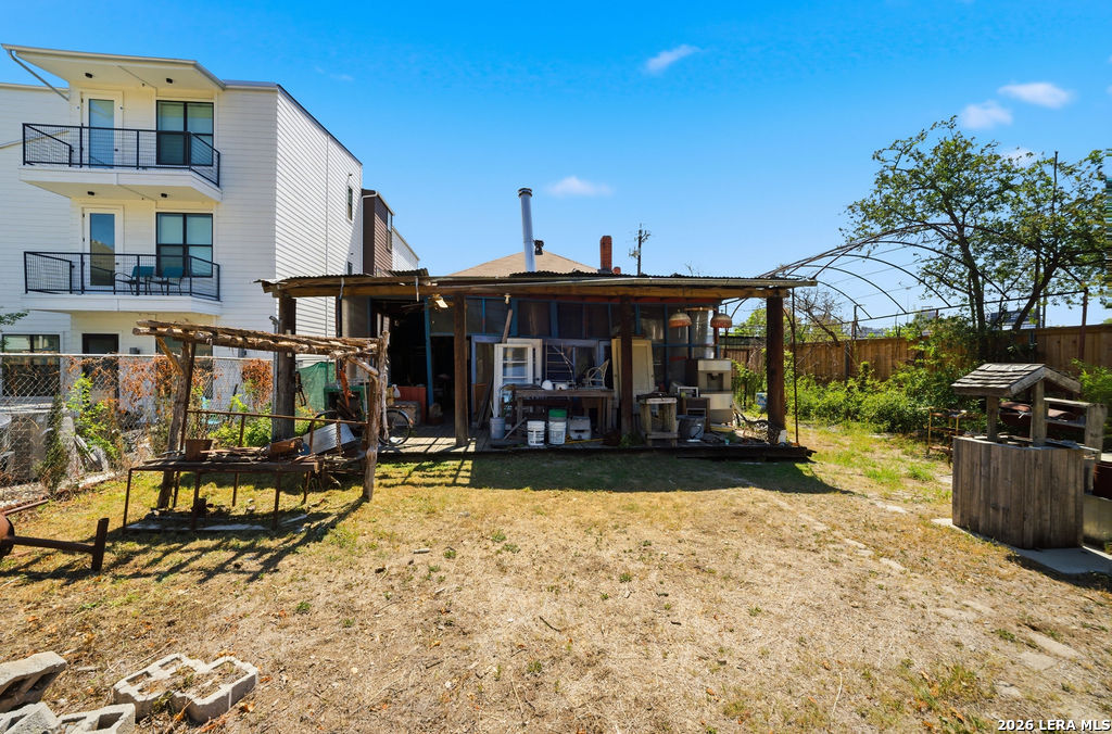 615 E Euclid San Antonio TX 78212