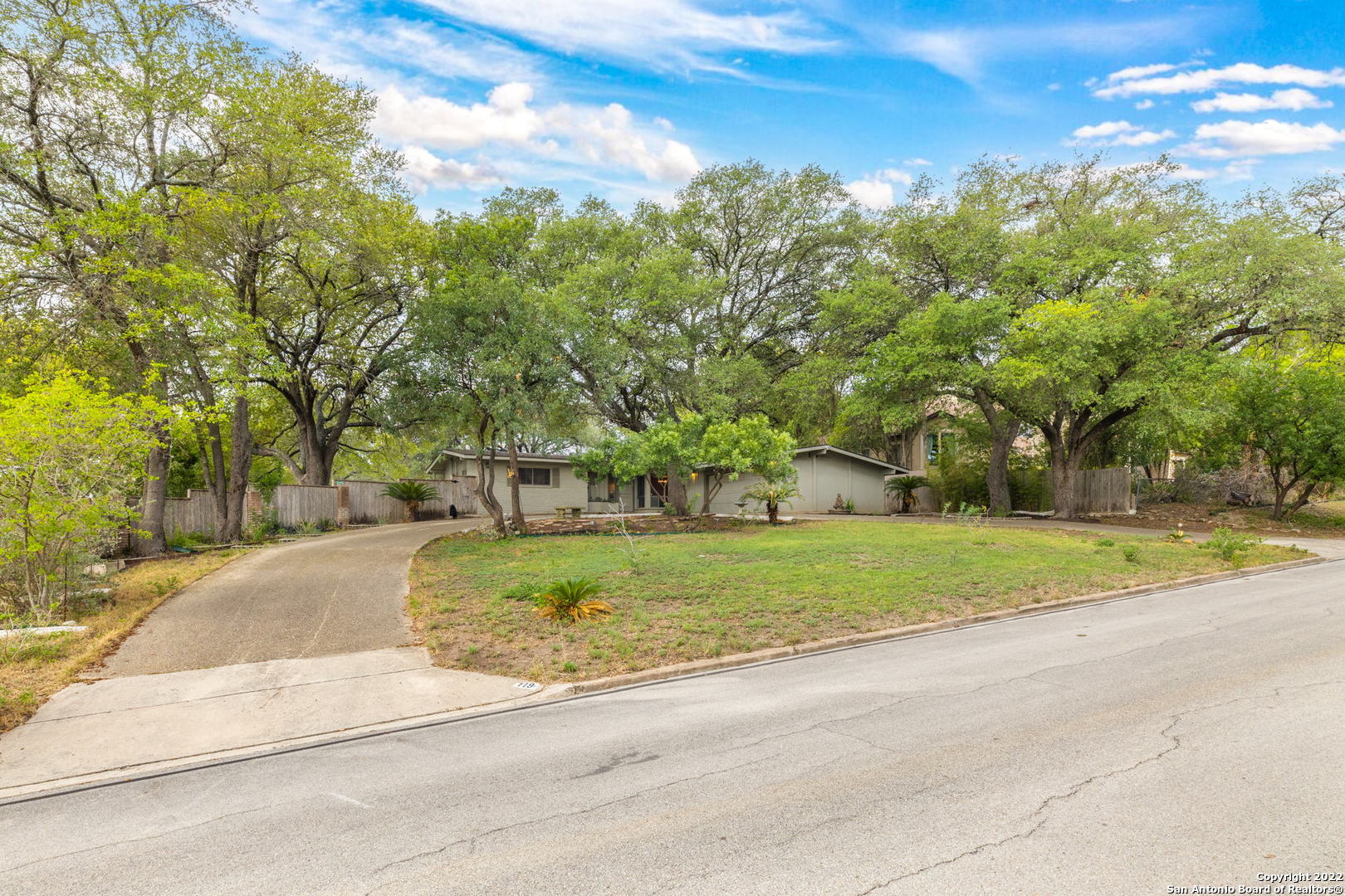 119 Blue Hill Road San Antonio TX 78229