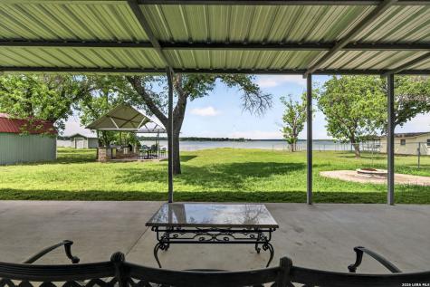 704 Golden Beach Drive Buchanan Dam TX 78609