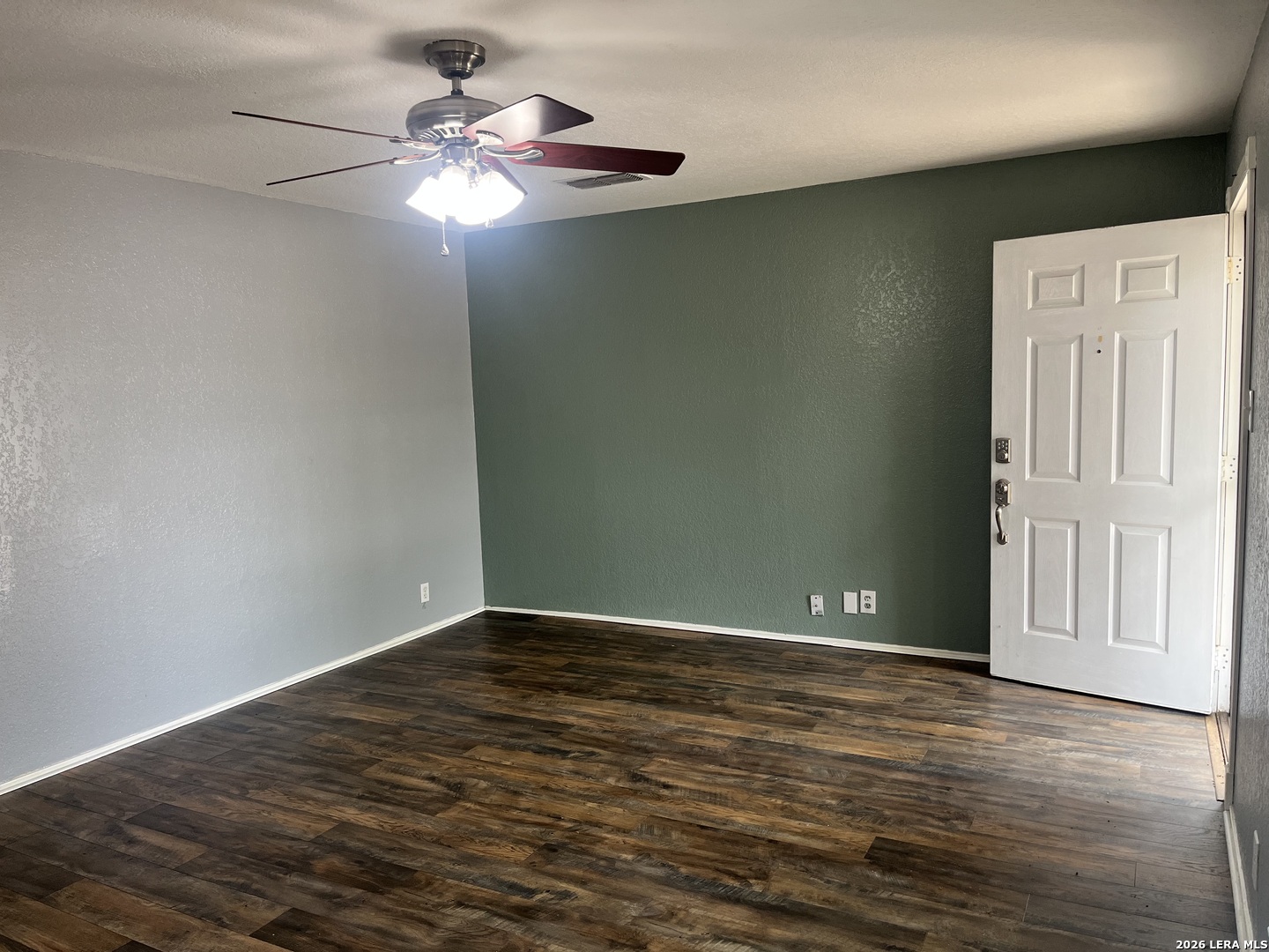 16131 Ike Lane Selma TX 78154