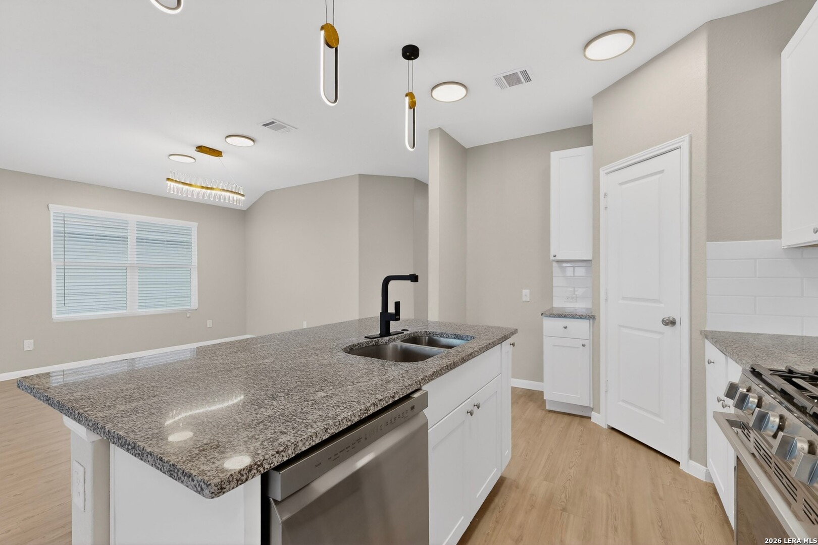 10814 Margarita Loop Converse TX 78109