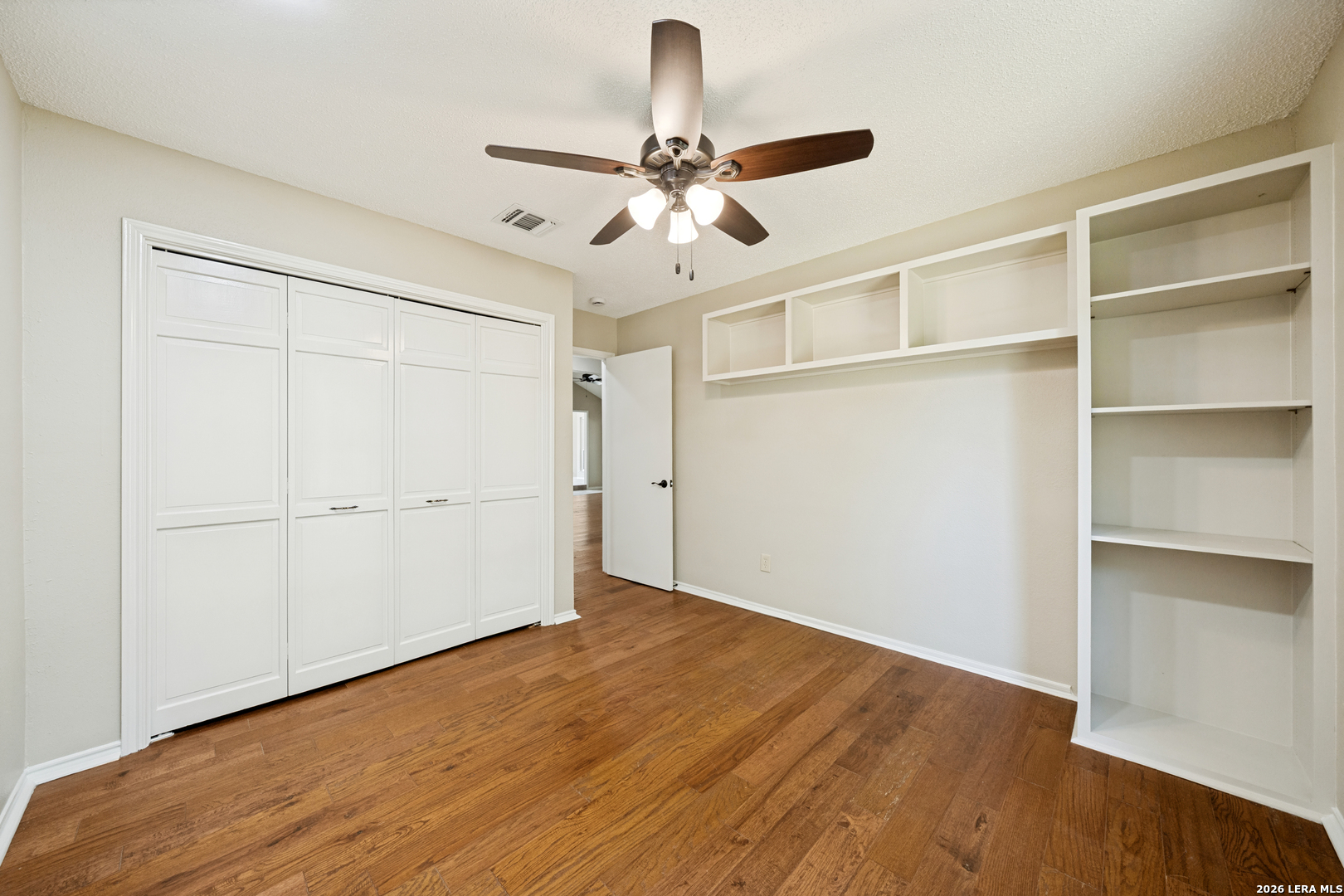 111 E Oak Estates Drive San Antonio TX 78260