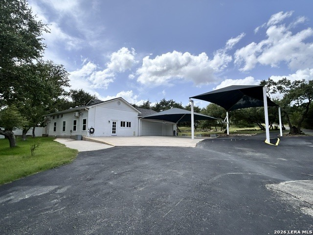 111 E Oak Estates Drive San Antonio TX 78260