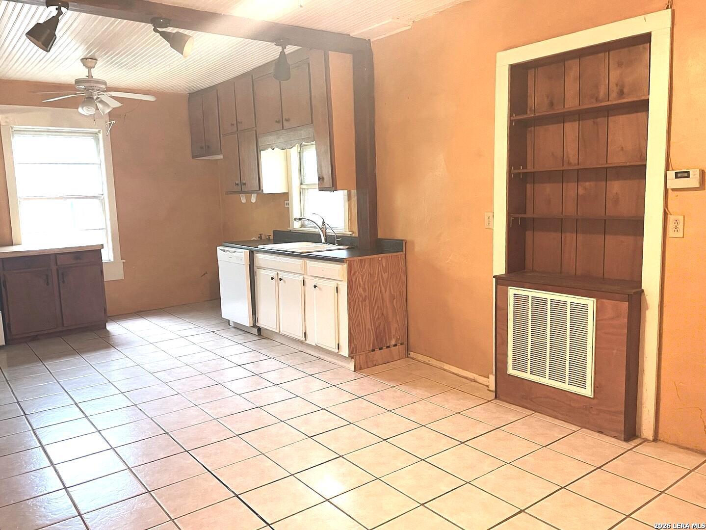 607 Hackberry Street Bandera TX 78003