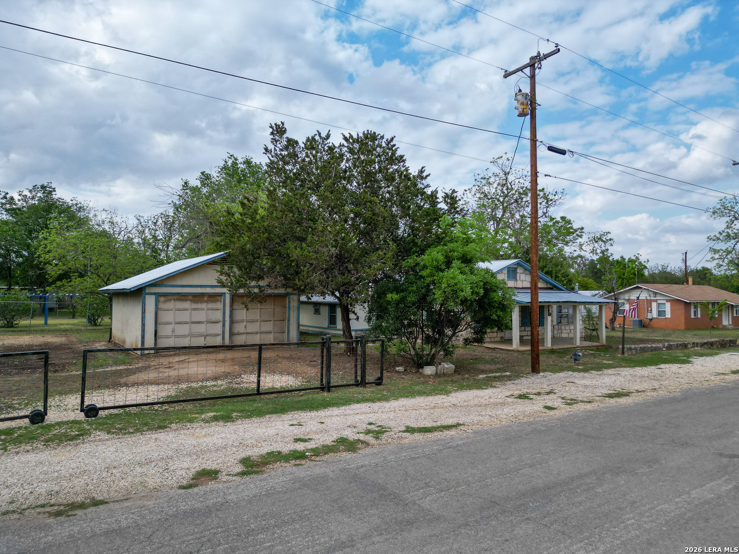 607 Hackberry Street Bandera TX 78003