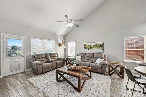 1382 Shadow Rock New Braunfels TX 78130