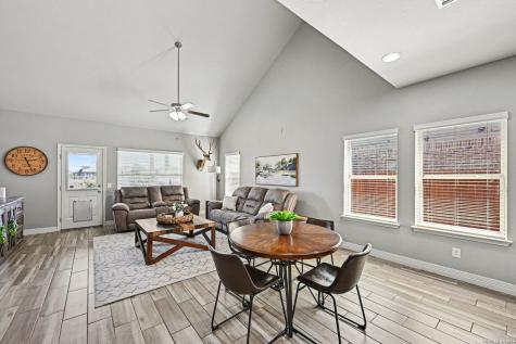 1382 Shadow Rock New Braunfels TX 78130