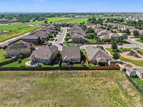 1382 Shadow Rock New Braunfels TX 78130