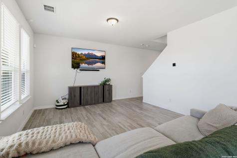 6826 Beltran Pass San Antonio TX 78252