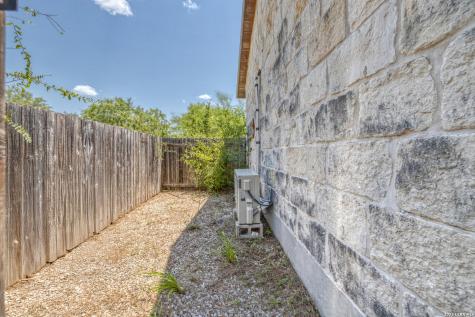 3598 Ranch Road 1120 Rio Frio TX 78879