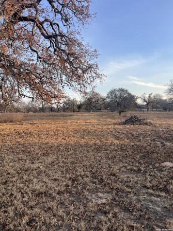 475 Roemer Floresville TX 78114