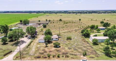 1814 Broadhead Road Waxahachie TX 75165