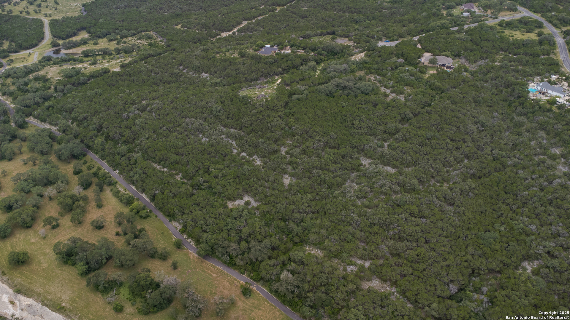 199 County Road 2733 Mico TX 78056