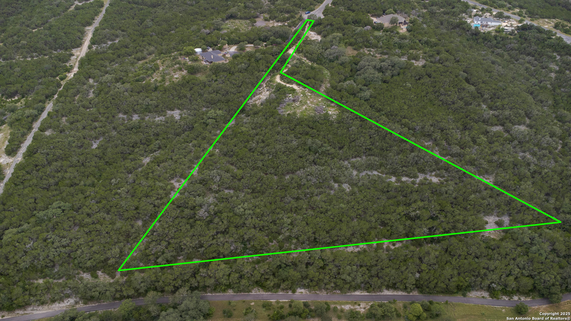 199 County Road 2733 Mico TX 78056