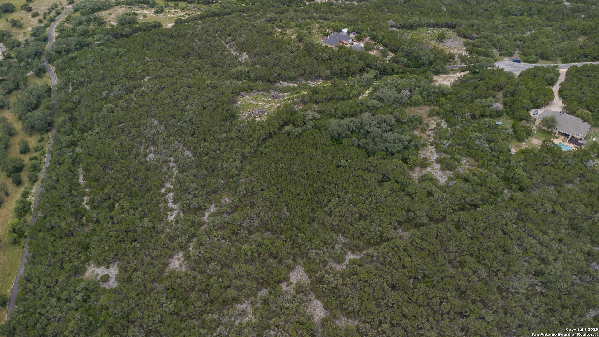 199 County Road 2733 Mico TX 78056