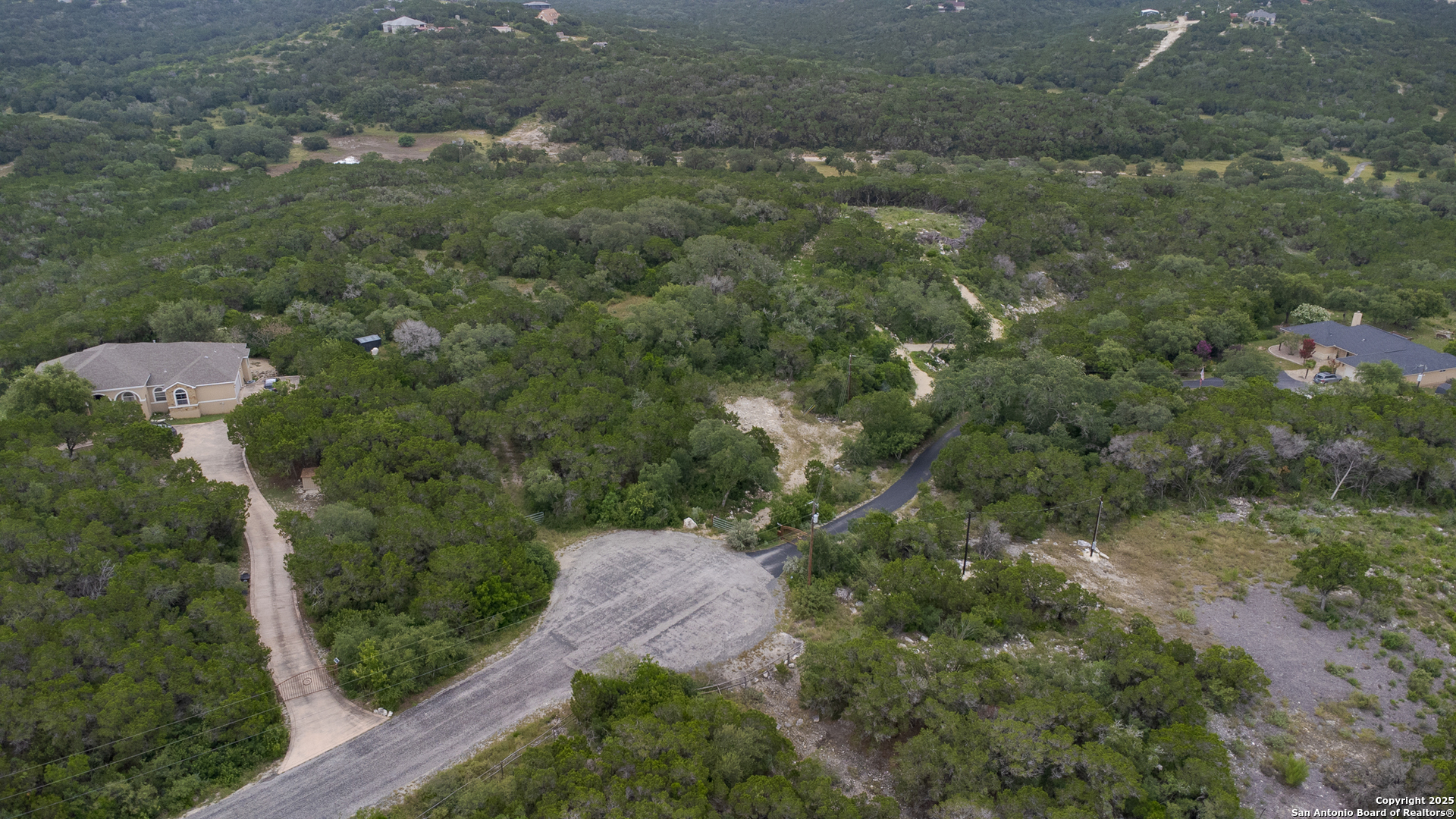 199 County Road 2733 Mico TX 78056