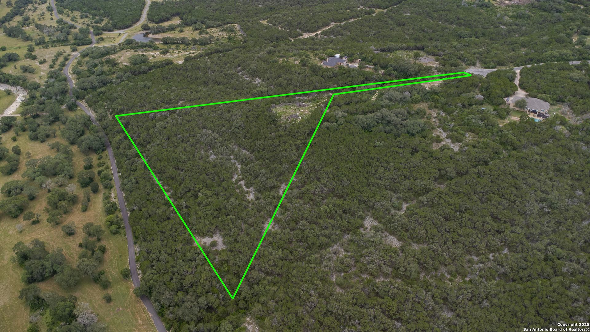 199 County Road 2733 Mico TX 78056