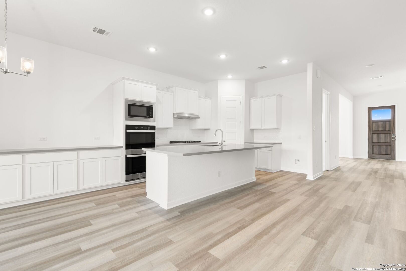 4548 Yoakum Valley Cibolo TX 78108