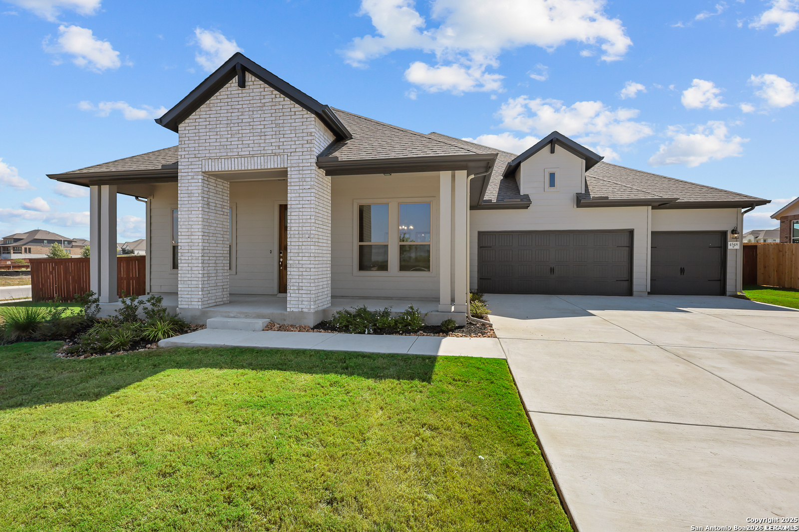 4548 Yoakum Valley Cibolo TX 78108