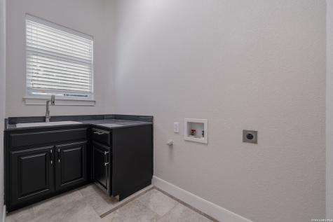 3 Benchwood Circle San Antonio TX 78248