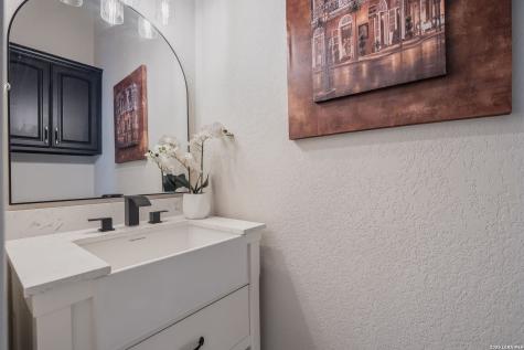 3 Benchwood Circle San Antonio TX 78248