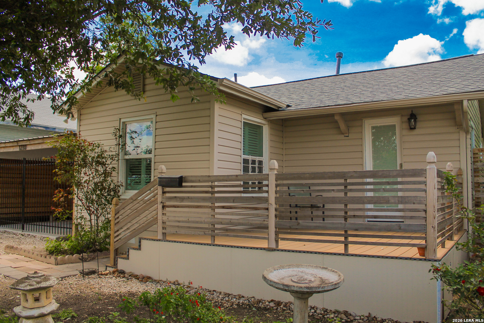 1210 Summit San Antonio TX 78201