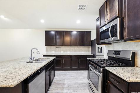 9006 Jersey Stone San Antonio TX 78254