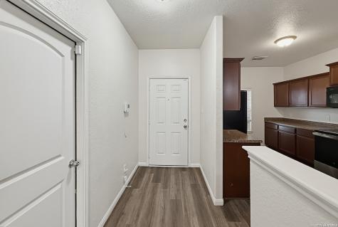 6107 Blind Meadow San Antonio TX 78222