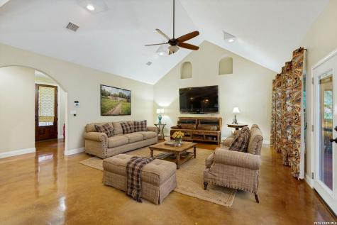 11154 Moorway Helotes TX 78023