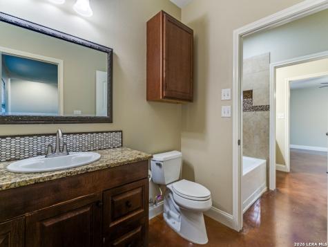 11154 Moorway Helotes TX 78023