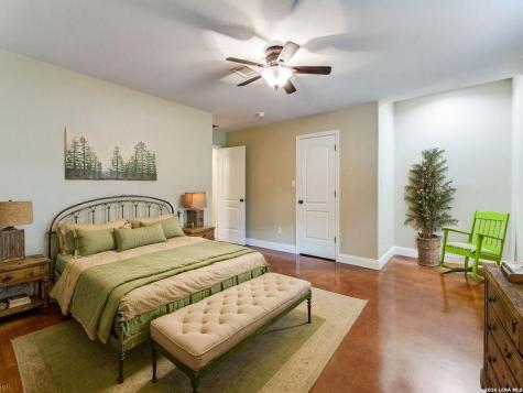 11154 Moorway Helotes TX 78023