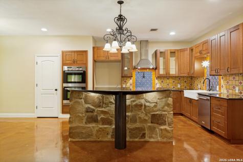 11154 Moorway Helotes TX 78023