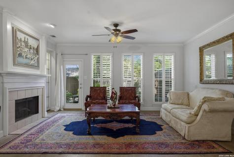 145 Elizabeth Alamo Heights TX 78209