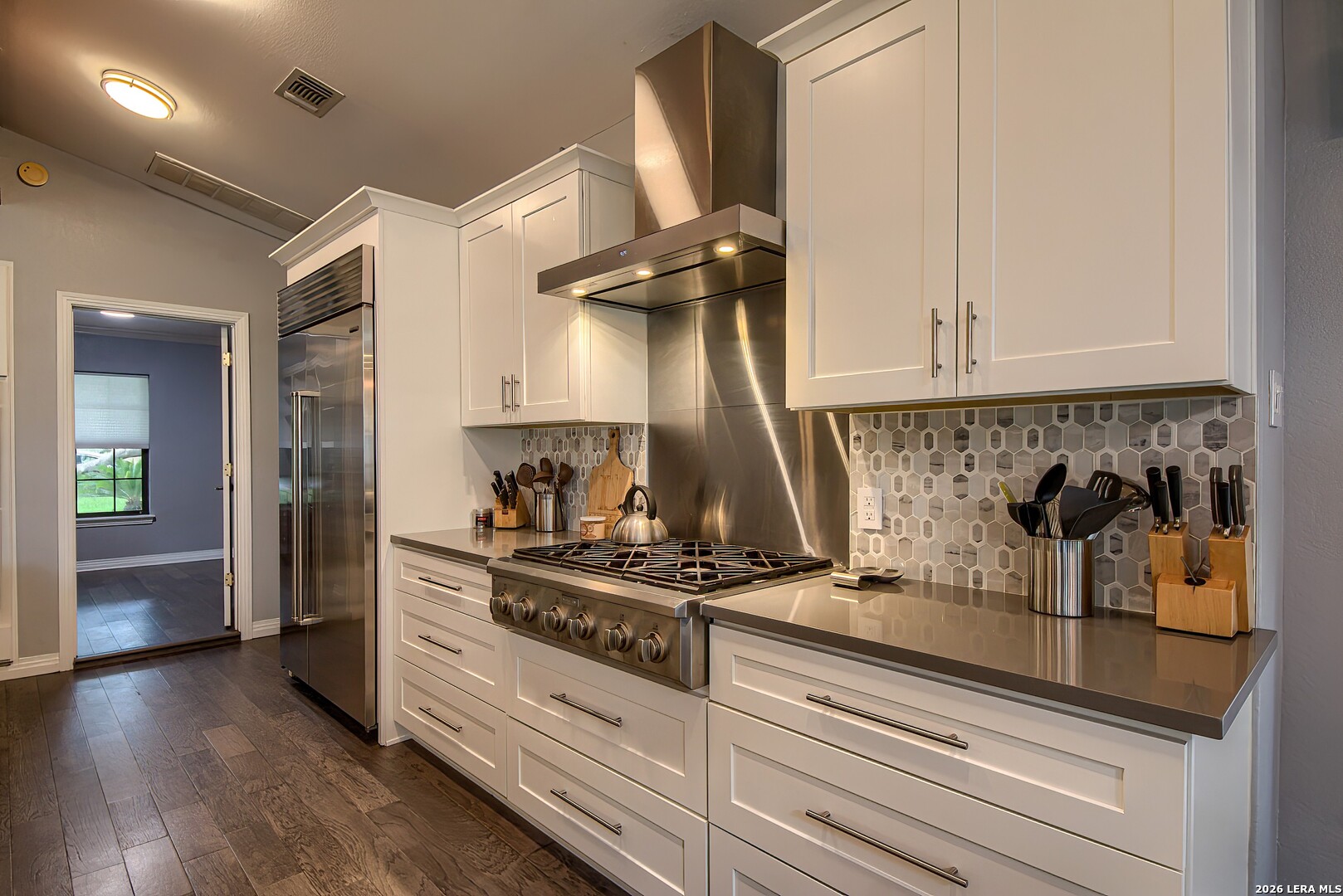 329 Meadowbrook Drive Hollywood Park TX 78232