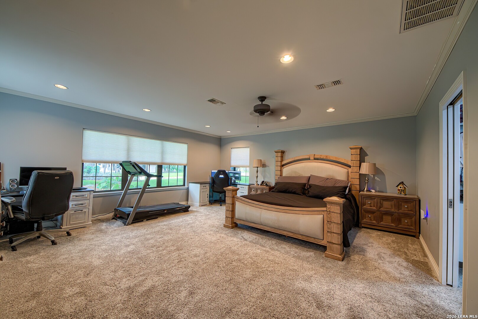 329 Meadowbrook Drive Hollywood Park TX 78232