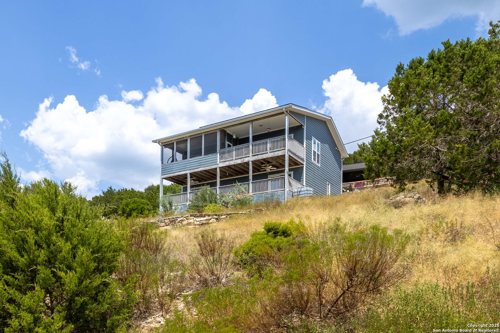667 Rock Castle Canyon Lake TX 78133