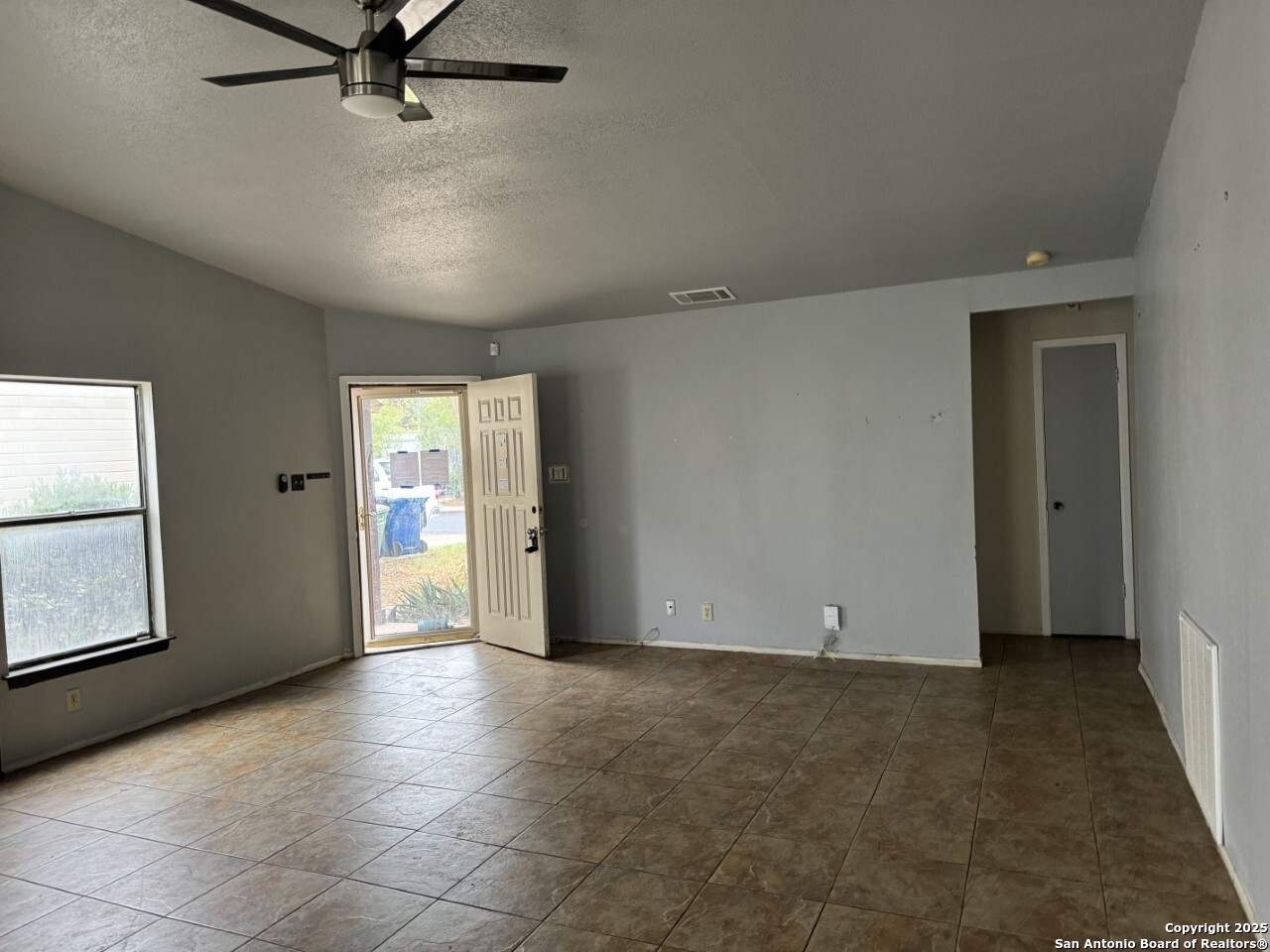 1218 Tinson San Antonio TX 78251