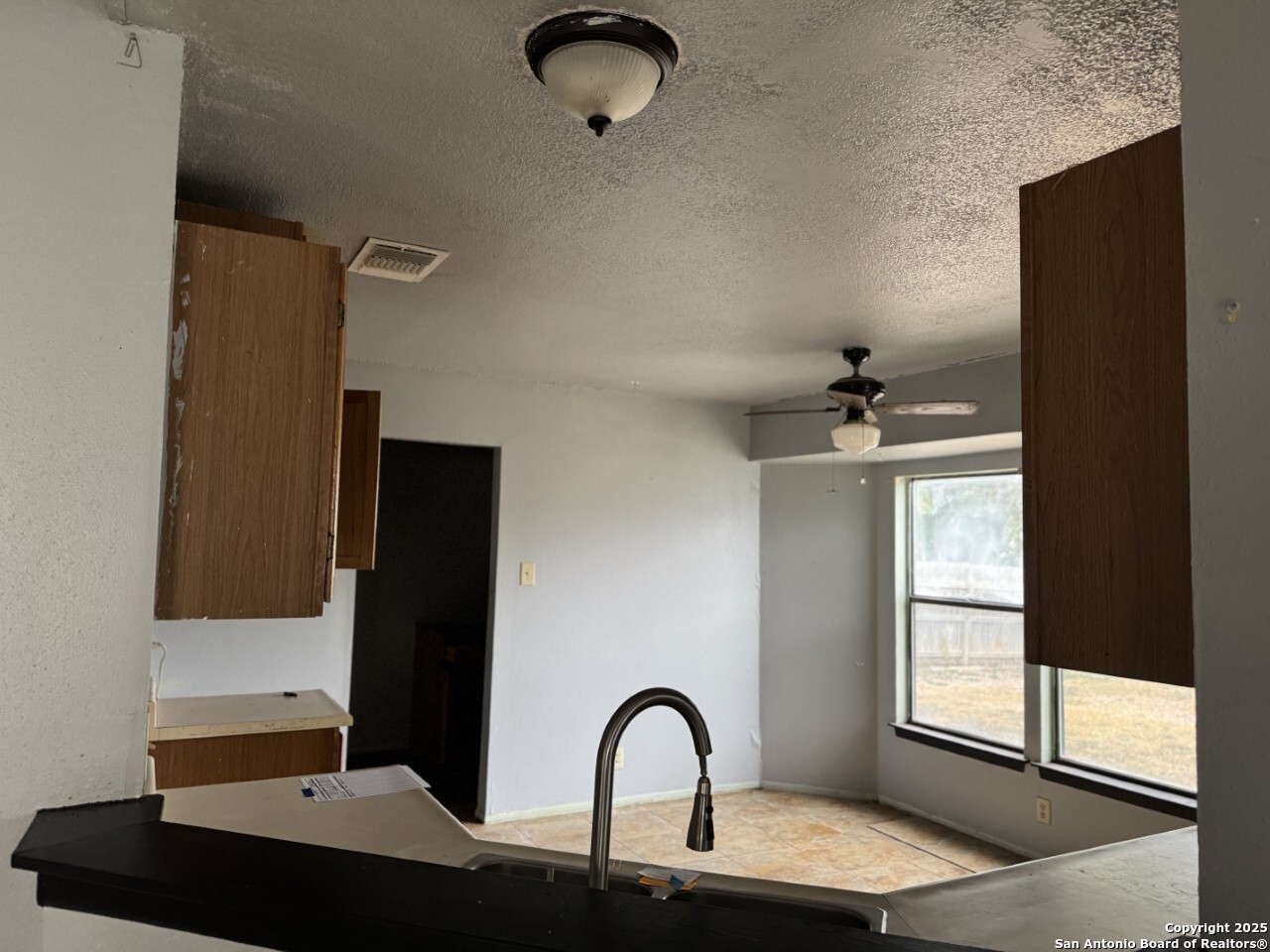1218 Tinson San Antonio TX 78251
