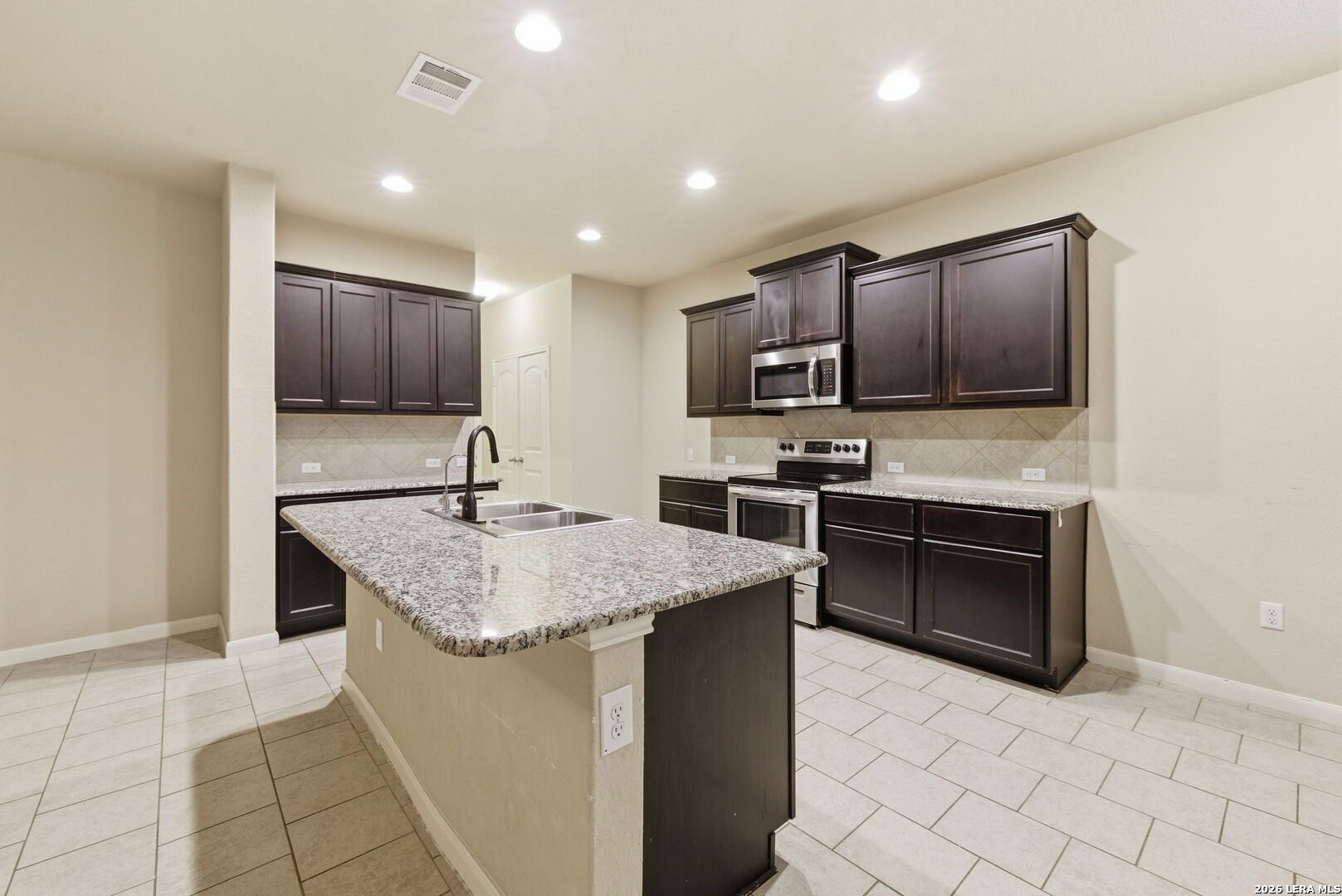 2139 Flintshire Drive New Braunfels TX 78130