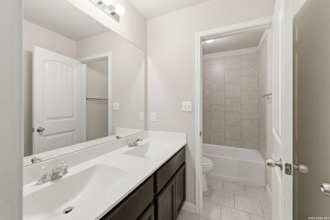 2139 Flintshire Drive New Braunfels TX 78130