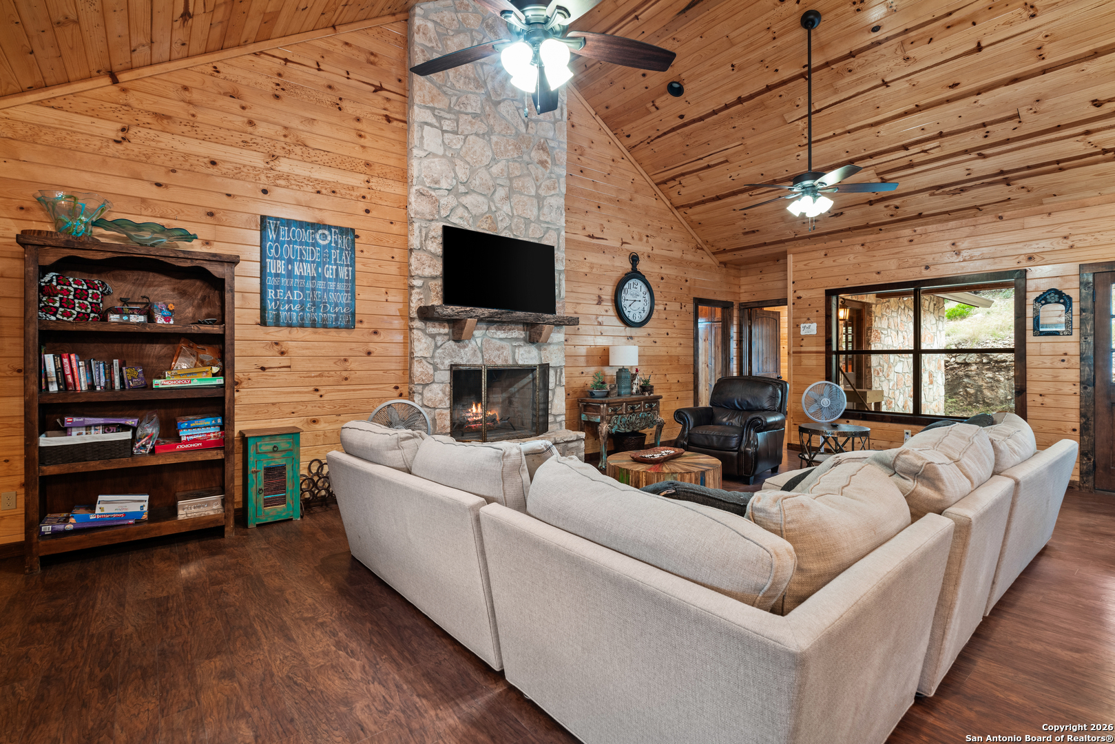 1539 River Road Concan TX 78838